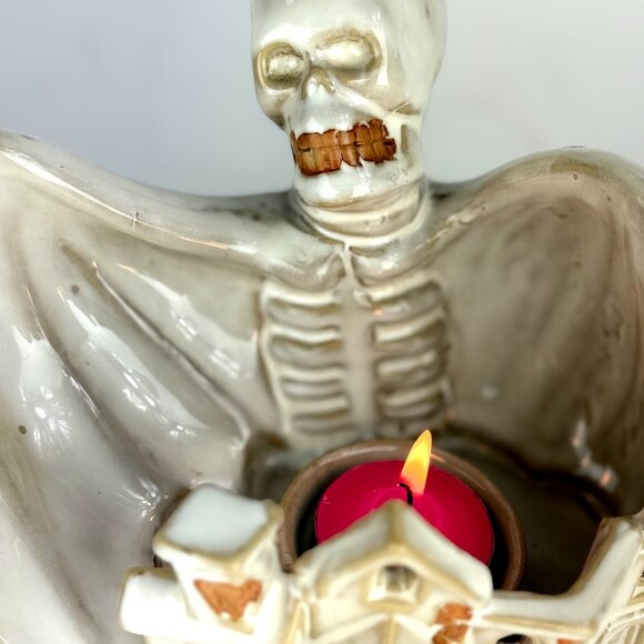 Vintage 1980 Ceramic Skeleton Haunted House Tea Light Candle Holders and candle - Picture 7 of 12